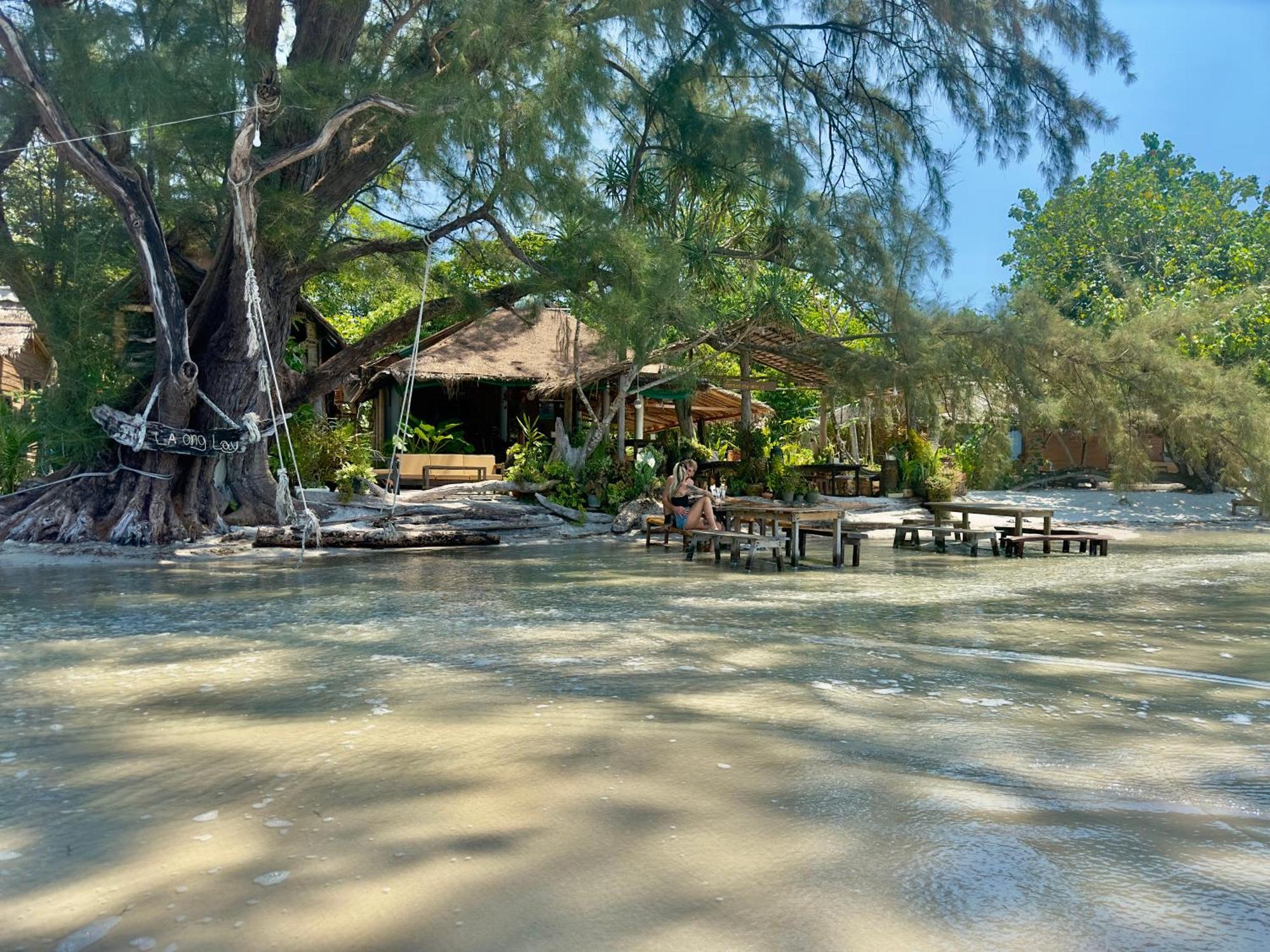 La Ong Lay Hotel Koh Phayam Eksteriør billede